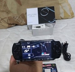 Sony PSP 3000 black with 32 GB games +UMD