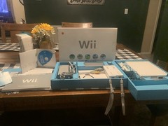 BOXED Nintendo Wii Video Game System RVL-001 Console Bundle Retro
