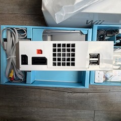 Nintendo Wii Sports Console Complete In Box CIB Numbers Matching Two Controllers