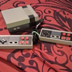 Nintendo NES Classic Edition Gray Console w/ 2 Controllers HDMI 720p Wi-Fi NTSC