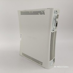 Microsoft Xbox 360 White Console Parts-repair – Broken Eject Button – Powers On