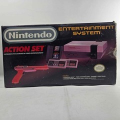 Nintendo Entertainment System NES Video Game Console NES-001 Gray