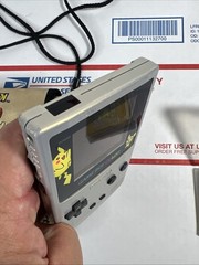 Nintendo GameBoy Color Pokémon Special Edition Pikachu Pichu + Pokémon GOLD
