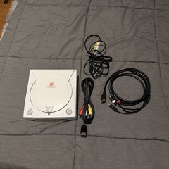 Region Free Sega Dreamcast Console Lot – 7 Games 4 Controllers S-Video