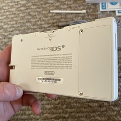 Nintendo DSi White Console in Original Box USA Version Charger Stylus Manual