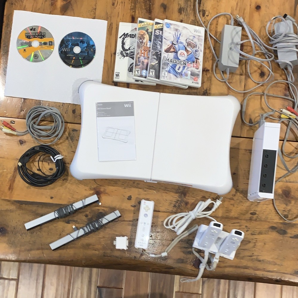 Nintendo Wii Console (white) + Wii Fit Board combo + 6 games, HDMI ready!