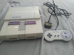 Nintendo SNES Home Console – White/Gray