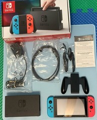 Nintendo Switch HAC-001(-01) 32GB Console Complete In Box W/ All Accessories