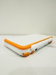 Nintendo New 2DS XL White Orange w/ 5 Games 32GB SD Charger Case Stylus Tested