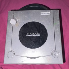 Nintendo GameCube DOL-101 Silver Console System NTSC-U/C w/ Memory Card Slot