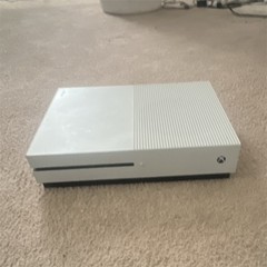 Microsoft Xbox One S 1TB White Console 4K UHD Wi-Fi HDMI USB-A (1681)