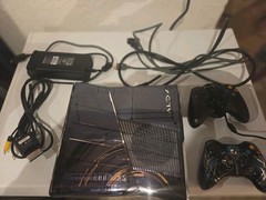 HALO 4 Limited Edition Xbox 360 320GB With 1 Original Controller.