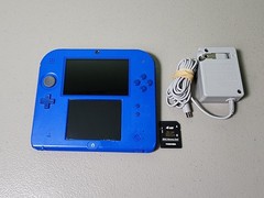 Nintendo 2DS Blue Handheld System Console w/ Charger Tested