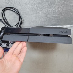 Sony PS4 500GB Console CUH-1115A w 2 Controllers, 1 Drift Issue – Original Owner