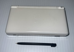 Nintendo DS Lite White Tested Working No Charger Cracked Hinge preowned console