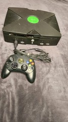 Microsoft Xbox Launch Edition 8GB Home Console w/controller (Stuck Disc Tray)