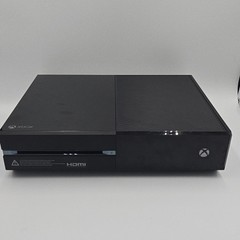 Microsoft Xbox One 1540 Console 500GB 1080p Blu-Ray Compatible Black