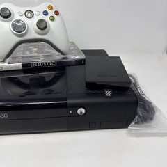 Microsoft Xbox 360 E Slim Console Bundle 320GB HD. Tested & Working!!