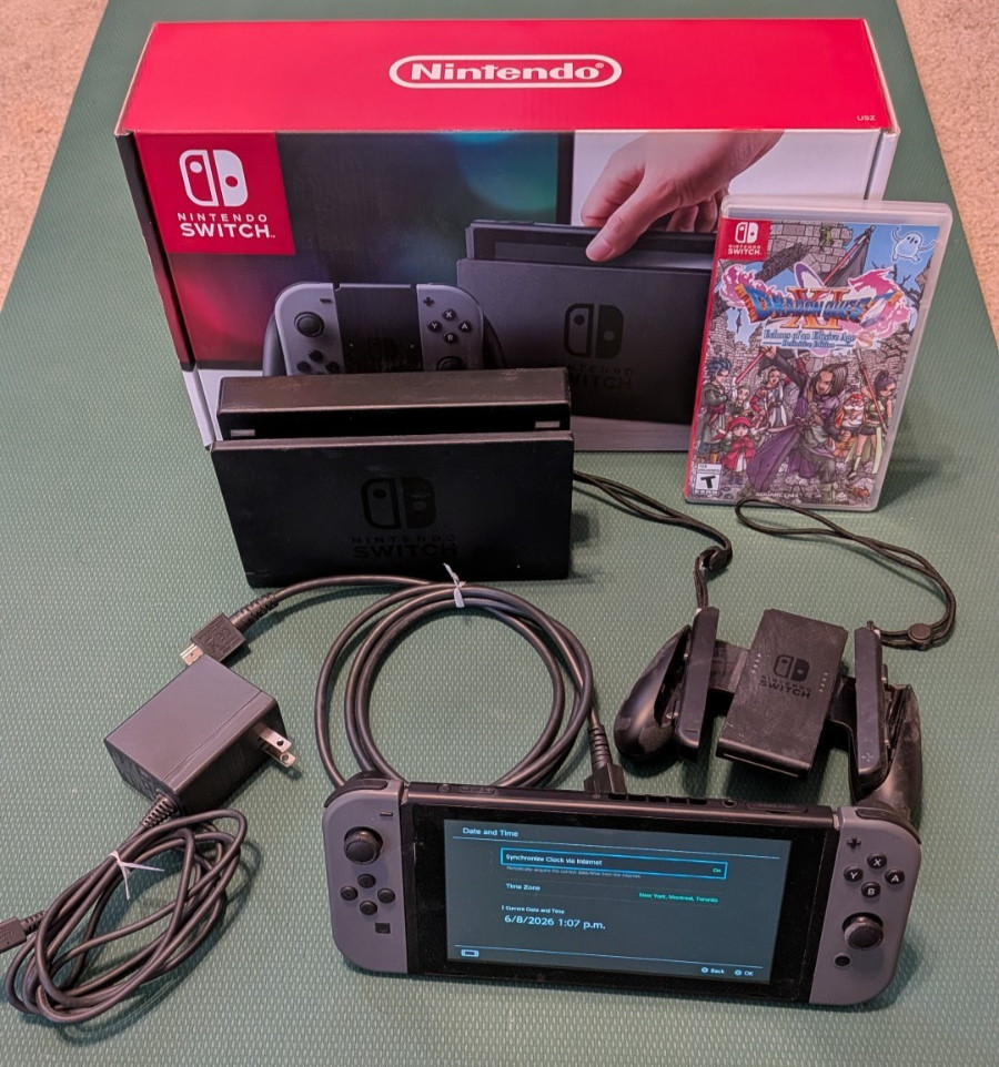 Nintendo Switch HAC-001 32GB Console (Gray Joy‑Cons) w/ original acc & free game
