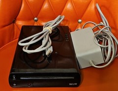 Nintendo Wii U WUP-101(02) 32GB Black Console the power cable and the HDMI cable