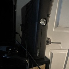 Microsoft Xbox 360 E Black Console 250GB Wi-Fi HDMI 1080p NTSC-U/C