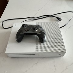 Microsoft Xbox One S 1TB White Console 4K Wi-Fi Gray Camo Controller Cords
