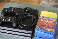 Playstation 4 Pro Bundle w/ 13 Games and 2 controllers
