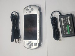 Sony PSP 1000, Sony PSP 2000, Sony PSP 3000 – Comes with Battery/Chrgr, ShipsUSA