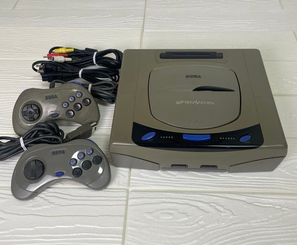 SEGA Sega Saturn console HST 0004 includes 2 controllers Tested Working Japan