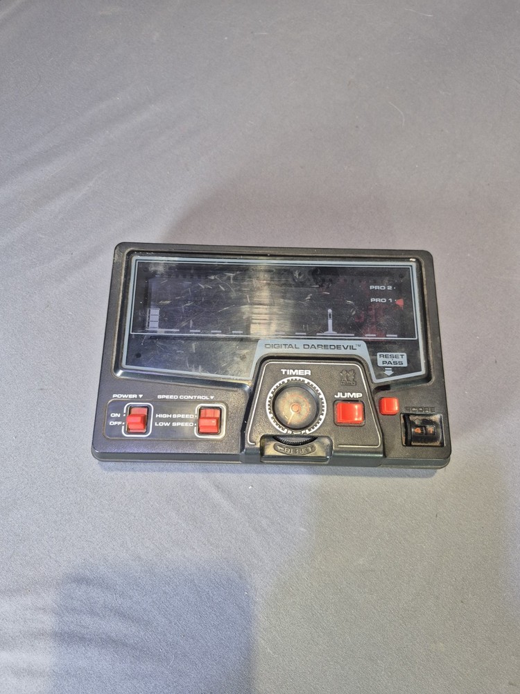 Vintage 1980 Tomy Digital Daredevil Handheld Video Game Powers On AS Is *Read*