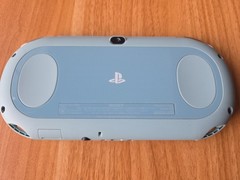 Sony PlayStation PS Vita PCH-2000 Light Blue with charger US SELLER
