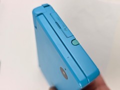Nintendo DSi TWL-001 Bright Blue Color w/ Charger & Space Invaders Working
