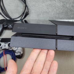 Sony PS4 500GB Console CUH-1115A w 2 Controllers, 1 Drift Issue – Original Owner