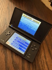 Nintendo DSi Handheld Game Console – Black TESTED WORKS GREAT