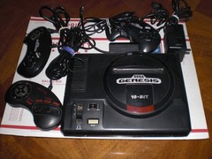 SEGA GENESIS 16 BIT CONSOLE 3 CONTROLERS 1 TURBO 11 GAMES COMPLETE * 1 OWNER *
