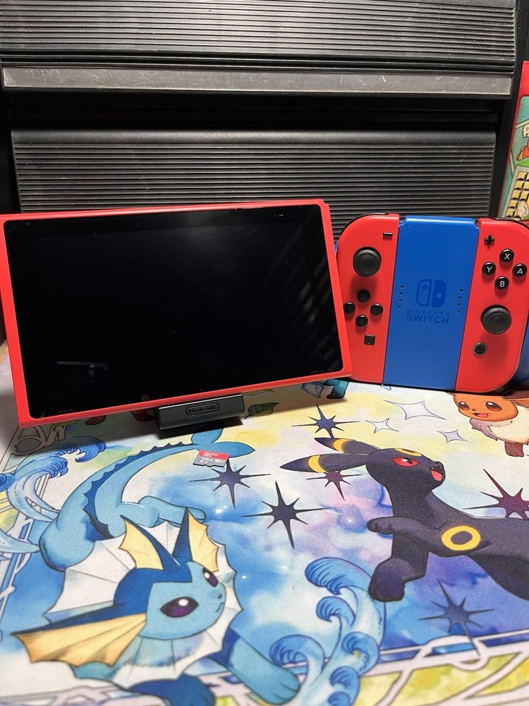 Nintendo Switch Mario Edition W/joycon Grip And 128GB SD card
