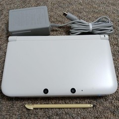 Nintendo 3DS LL XL console White with Charger/Stylus Region Japan Great Tested