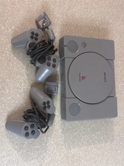 PlayStation 1 PS1 SCPH-7501 Console Bundle w 2 Controllers – Powers On (AS IS)