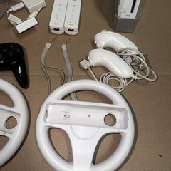 Nintendo Wii Console Bundle White RVL-001 W/Box