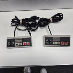 Nintendo NES Action Set Complete in Box CIB w/ Zapper Mario Duck Hunt TESTED!!!