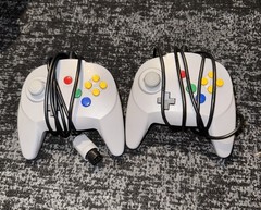 Nintendo 64 2 Controllers Wires Included 2 Games Banjo Kazooie &Mortal Kombat