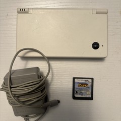 Nintendo DSi TWL-001 White Dual Screen Handheld System – Used [No Stylus] W Game
