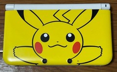 Nintendo 3DS XL LL Pokemon Center Pikachu Yellow Console Japanse ver Good