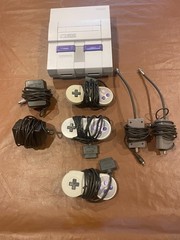 Nintendo Super Nintendo Entertainment System SNES Console Gaming System SNS-00