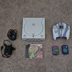 SEGA Dreamcast HKT-3020 White Console w Controller, VMU, Composite RCA NTSC-U/C