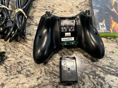 Xbox 360 S Model 1439 4 GB Black Console Bundle:Controller,Cables,Game