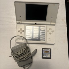 Nintendo DSi TWL-001 White Dual Screen Handheld System – Used [No Stylus] W Game