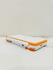 Nintendo New 2DS XL White Orange w/ 5 Games 32GB SD Charger Case Stylus Tested