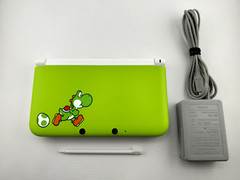 [S-rank] Nintendo 3DS LL Yoshi Edition with Charger/Stylus Region is Japan