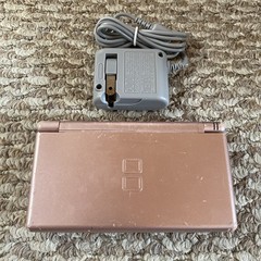 Nintendo DS Lite Metallic Rose Pink Handheld USG-001 W/ Charger Tested